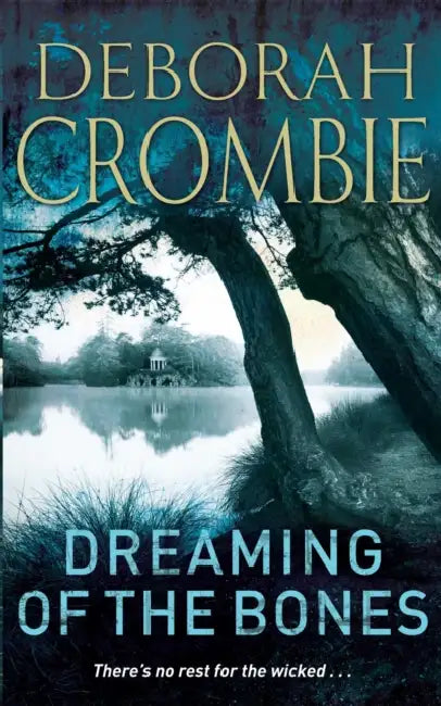 Dreaming of the Bones by Louis Leakey
