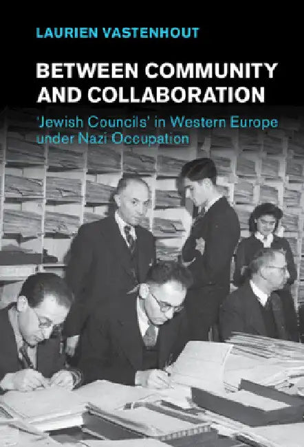Between Community and Collaboration by Laurien Vastenhout