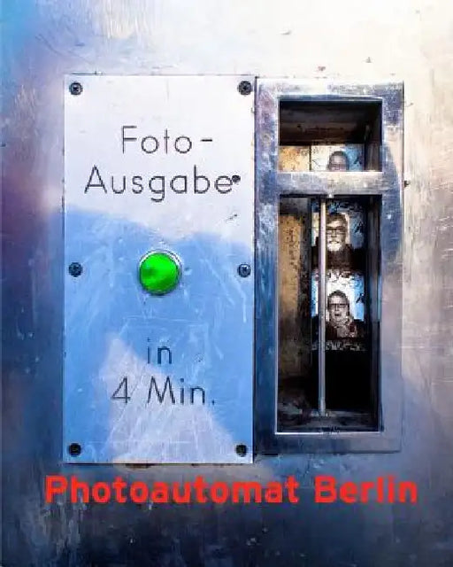 Photoautomat Berlin by Steven Madsen