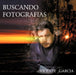 Buscando Fotografias by Vicente Garcia