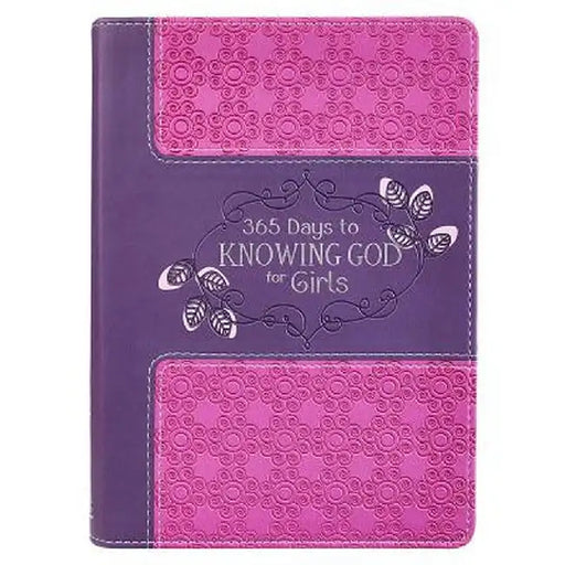 365 Days to Knowing God for Girls by Carolyn Larsen
