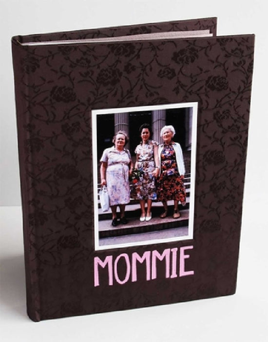 Mommie: Three Generations of Women by Arlene Gottfried