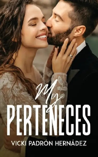 Me Perteneces by Vicki Padrón Hernádez