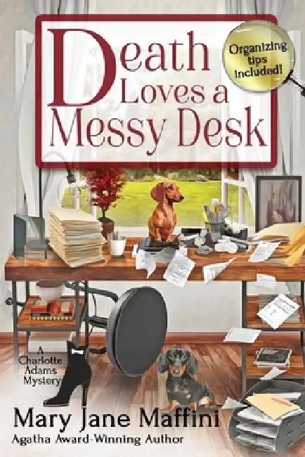 Death Loves a Messy Desk by Mary Jane Maffini