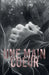 Une main posée sur son coeur by Carline