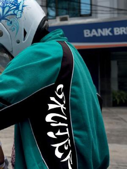 Billy Buhler & Dominique Frey: Skuter