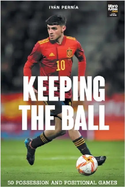 Keeping The Ball by Iván Pernía Fernández