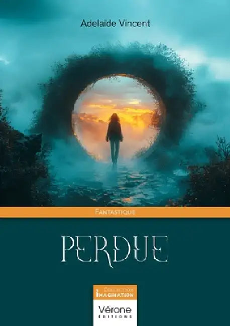 Perdue by Adelaïde Vincent